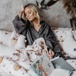 Bambusowy otulacz mgiełka fringe - FLY ME TO THE MOON NUDE / La Millou