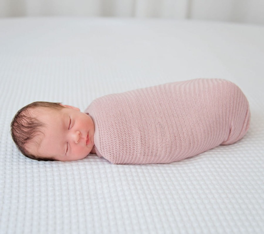 Lekki, dzianinowy kocyk - mgiełka Pudrowy róż / Lullalove