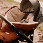 Śpiworek do wózka Combi - Cynamon / Beztroska