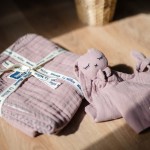 Muślinowy króliczek DOUDOU - French lavender / La Millou