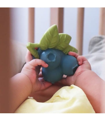 Gryzak Borówka Jerry / Oli and Carol