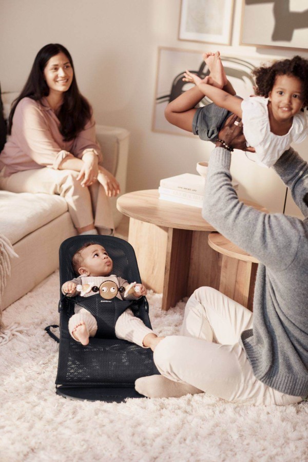 BabyBjörn zabawka do leżaczka BALANCE - Googly Eyes Black and White