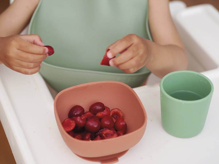 Komplet naczyń z silikonu z przyssawką Mineral / Beaba