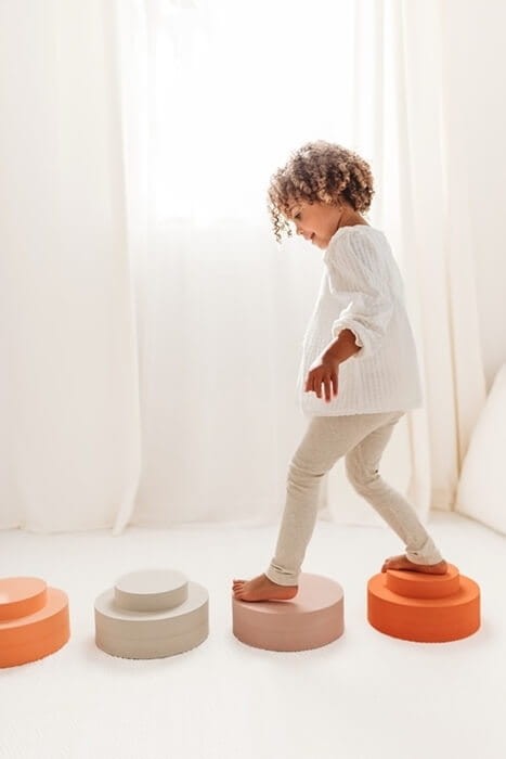 Zabawka Ruchowa Rainbow Chair Earth 5 elementów / Moes