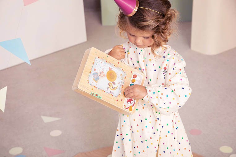 Drewniana animowana pozytywka Telewizor 10 m+ / Lilliputiens