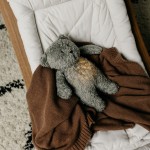 Moonie Organic - szumiący miś z lampką - MINERAL GREY