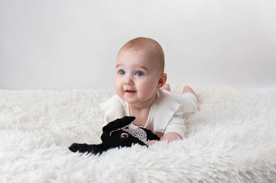 Jamiś - piszczek z gryzakiem kontrastowy / Mom's Care