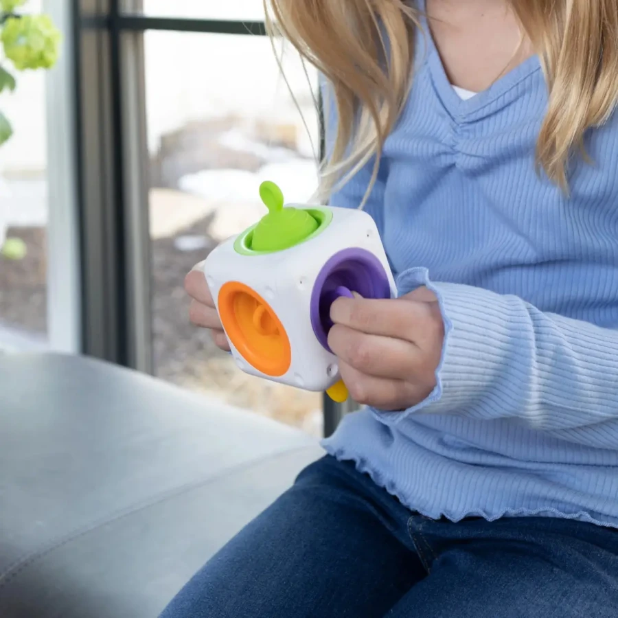 Sensokostka Tugl / Fat Brain Toys FA362-1