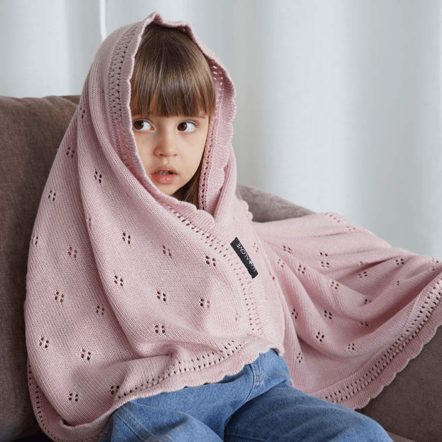 Kocyk ażurowy DAISY - pudrowy róż