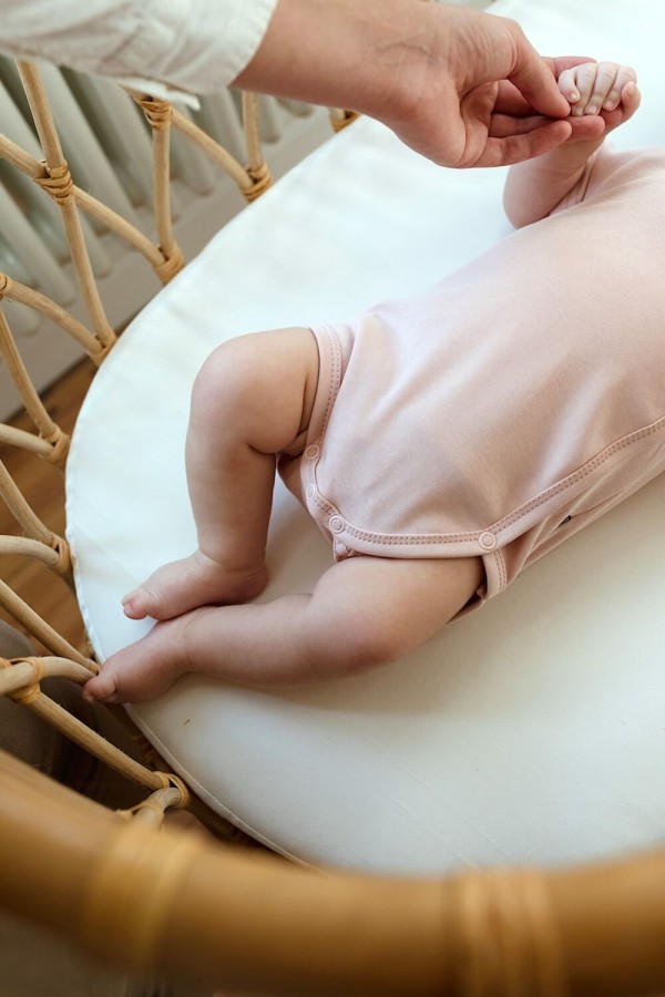 Body z krótkim rękawem - pudrowy / POOFI