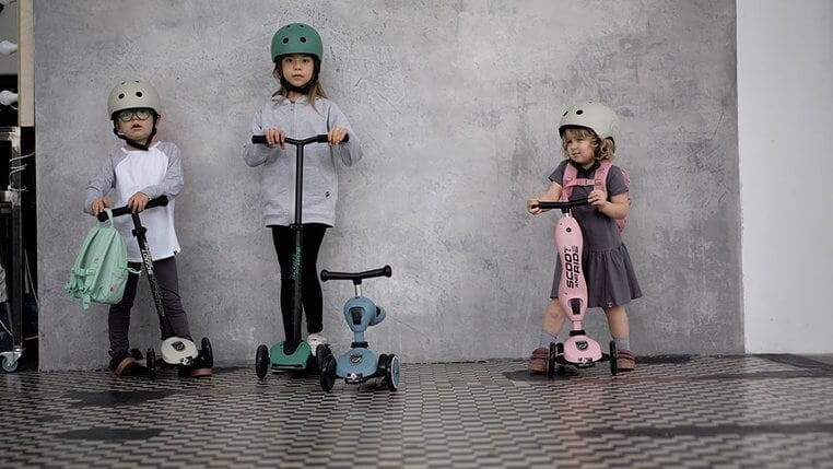 Highwaykick 5 LED Hulajnoga trójkołowa balansowa ze świecącymi kółkami 5+ Ash / Scootandride