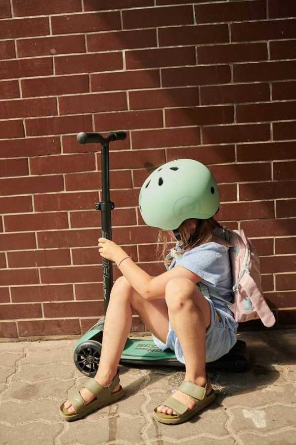 Highwaykick 5 LED Hulajnoga trójkołowa balansowa ze świecącymi kółkami 5+ Forest / Scootandride