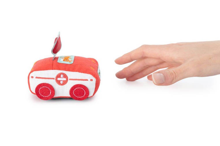 Miękkie auto z napędem pull-back Lisiczka Alice 18 m+ / Lilliputiens
