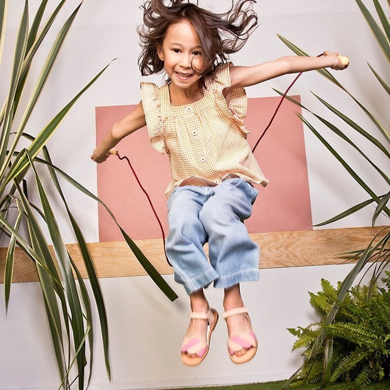 Skakanka z drewnianymi rączkami - Nosorożec Marius / Lilliputiens