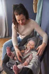 Dziergany kocyk z kapturkiem do fotelika Cozy Home antracytowy / Lassig