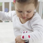 Grzechotka na rączkę Panda / Mom's Care