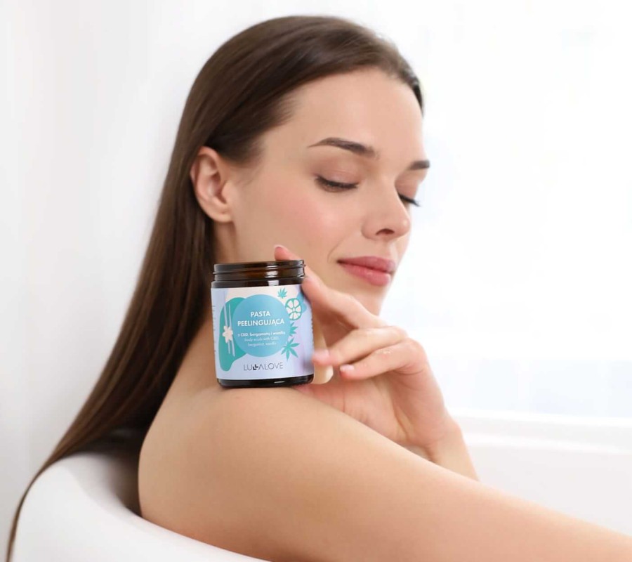 Pasta peelingująca z CBD, bergamotą i wanilią / Lullalove