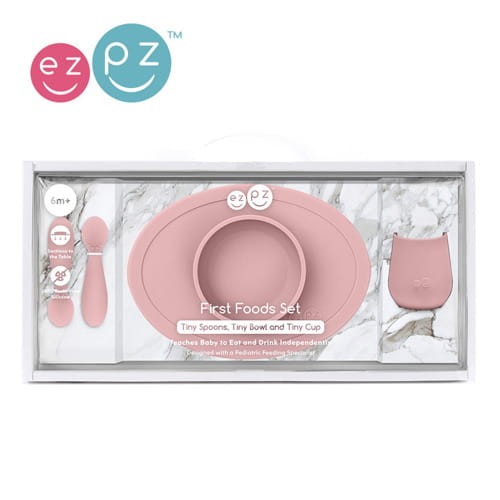 Komplet pierwszych naczyń silikonowych First Foods Set pastelowy róż / EZPZ