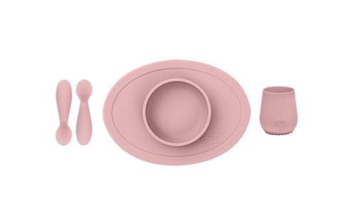Komplet pierwszych naczyń silikonowych First Foods Set pastelowy róż / EZPZ