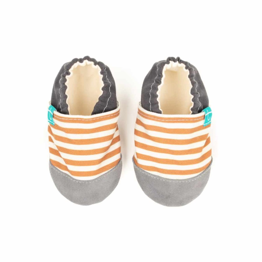 Kapcie do domu, żłobka, przedszkola - Stripes Brown / TITOT