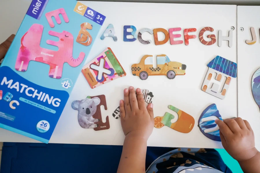 Gra edukacyjna - Poznaję alfabet / mierEdu