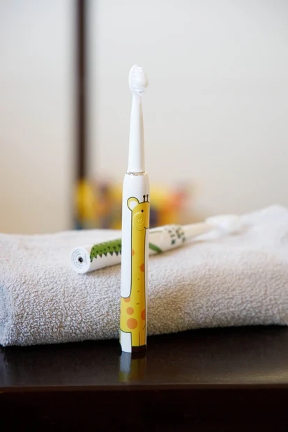 Soniczna szczoteczka GIOsonic Giraffe / InnoGIO