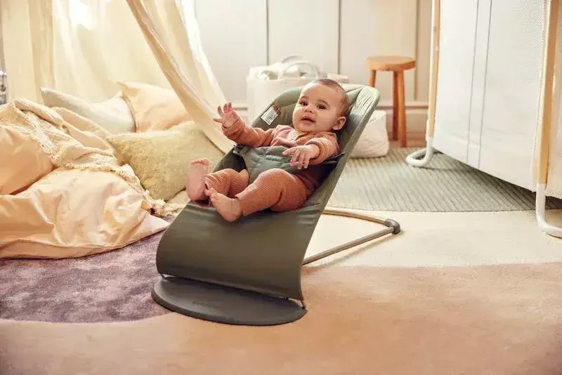 BABYBJORN - leżaczek BLISS WOVEN, Petal Quilt, Ciemnozielony