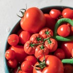 Gryzak-grzechotka - Pomidorki / Oli and Carol