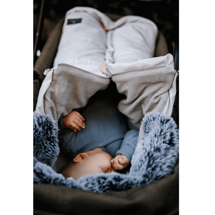 Śpiworek do wózka Combi - Szary jasny pastel / Beztroska
