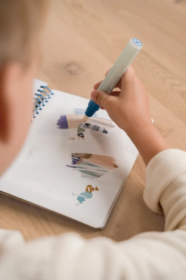 Kolorowanka wodna Jim & Friends / Little Dutch