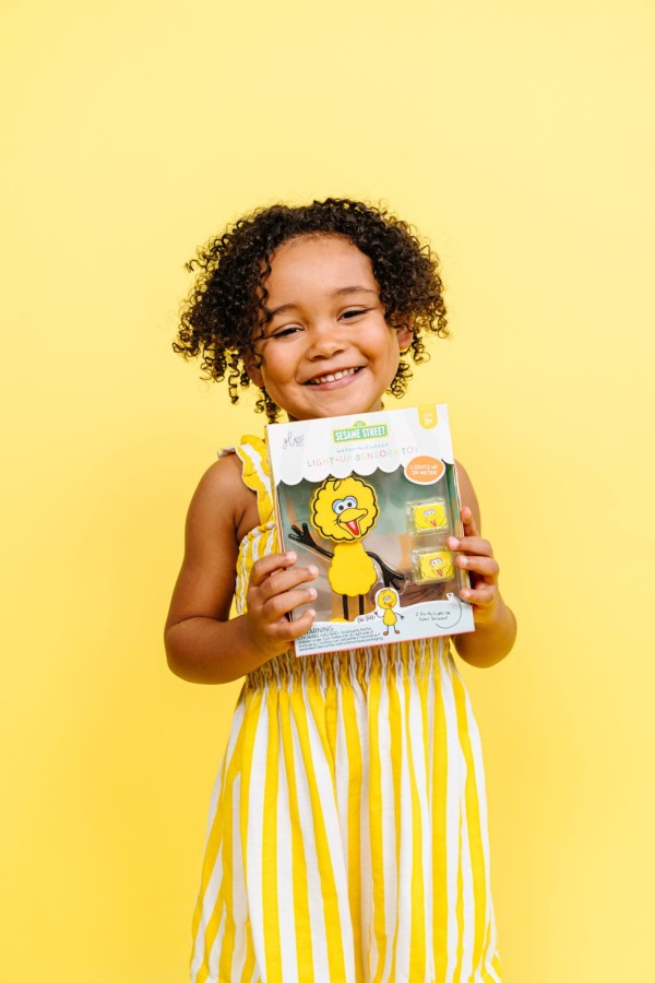 Postać do kąpieli Wielki Ptak - zestaw z dwiema kostkami sensorycznymi świecącymi w wodzie / Glo Pals