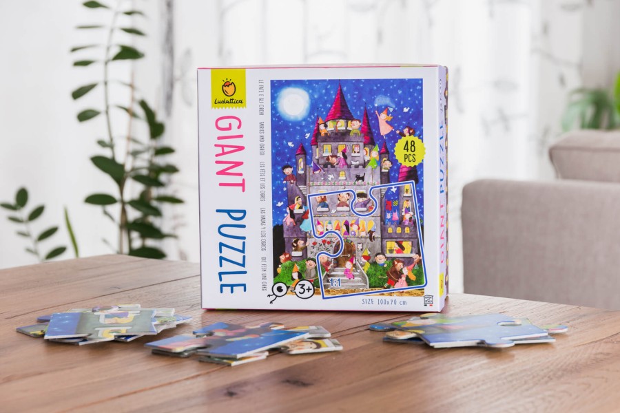 GIANT PUZZLE – puzzle podłogowe – ZAMEK Z WRÓŻKAMI I ORKAMI / Ludattica