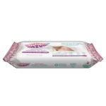 Zestaw: Chusteczki nawilżane Kinder by Nature 2-pak + Grzechotka Sassy