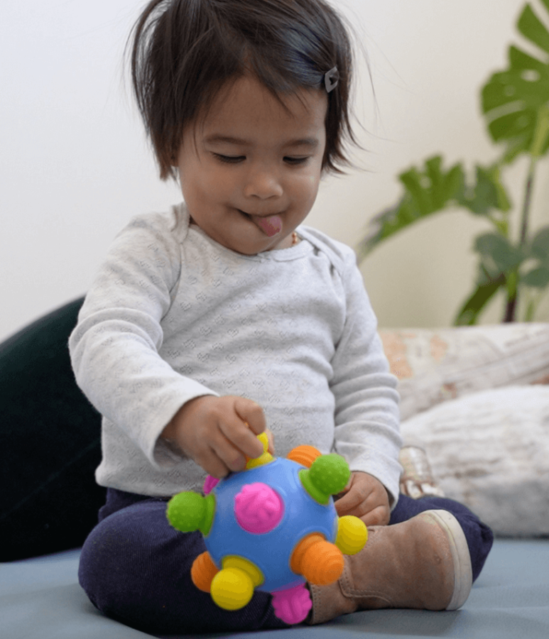 Woblii Kula. Zabawka sensoryczna. / Fat Brain Toys