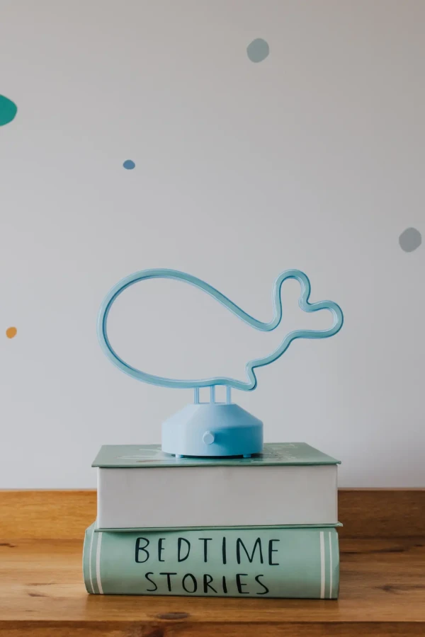 Przenośna lampka do pokoju dziecka - Wieloryb Płetwuś / Dream ON