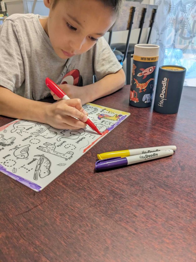 Mata Silikonowa do Kolorowania A4 - Dinozaury / HeyDoodle