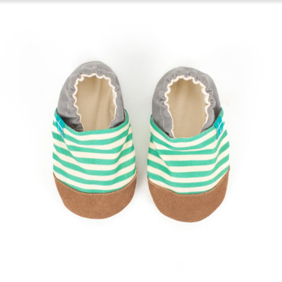 Kapcie do domu, żłobka, przedszkola - Green Stripes / TITOT