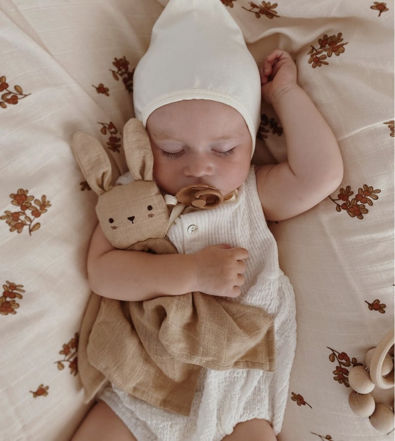 Prześcieradło - airelles / Main Sauvage