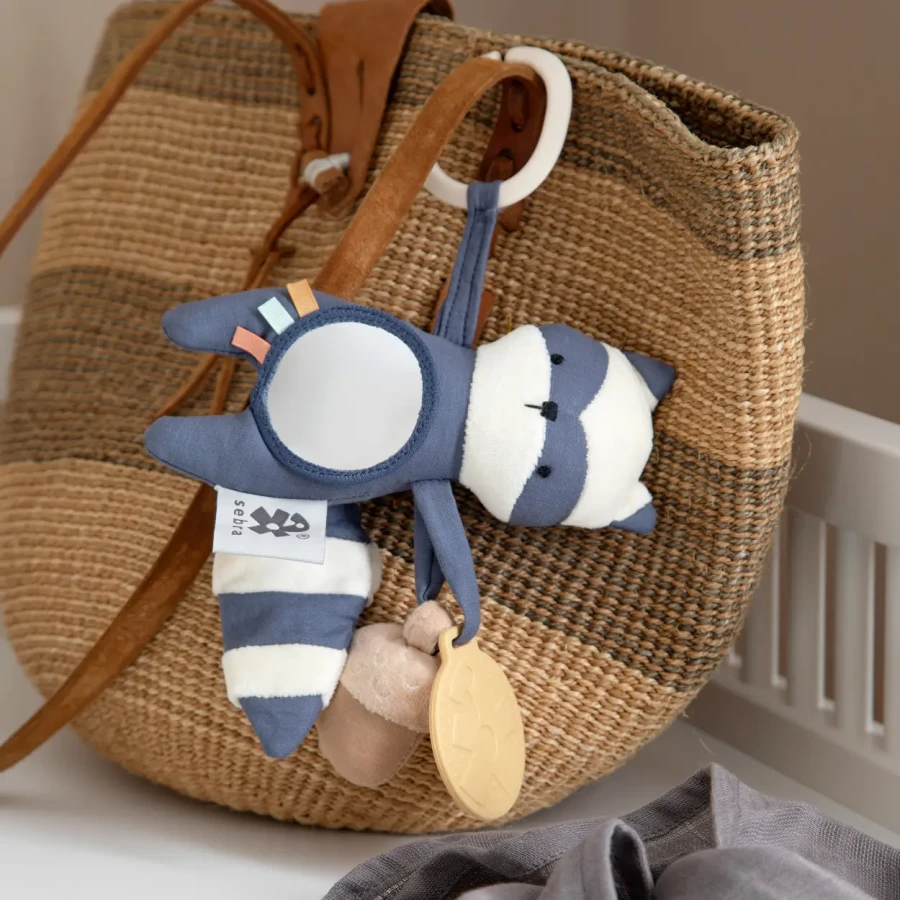 Zawieszka aktywizująca - Rebel the racoon / Sebra