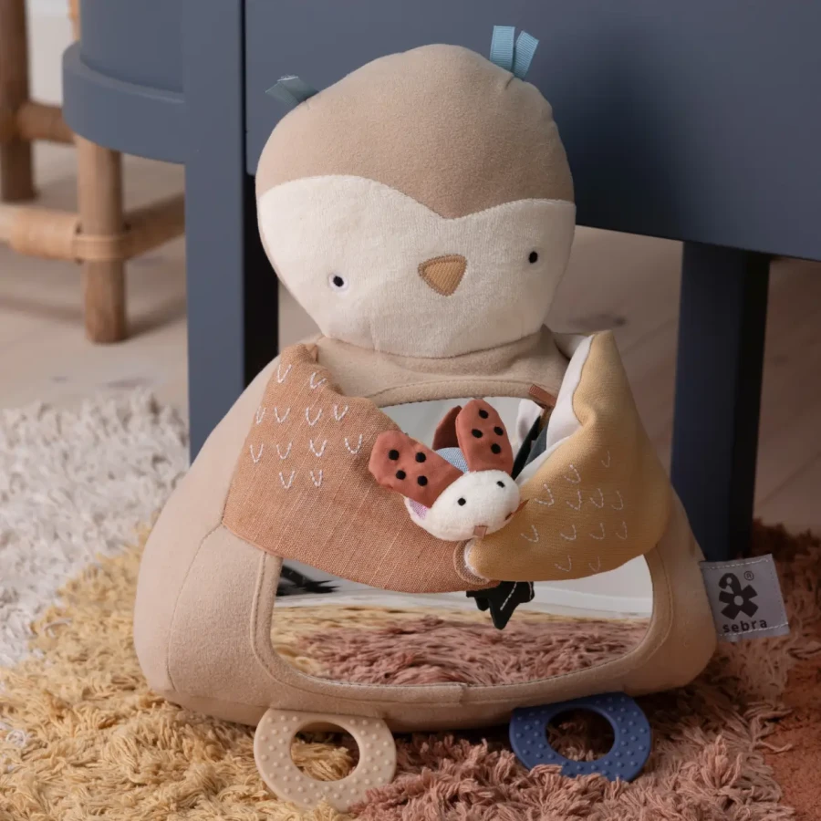 Zabawka aktywizująca z lusterkiem - Blinky the owl, maple beige / Sebra