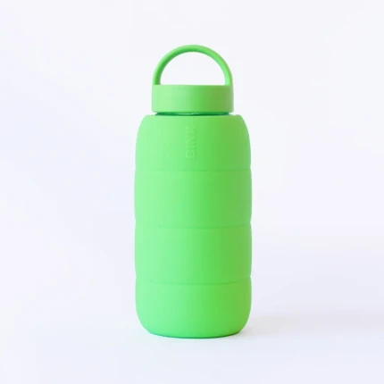 Szklana butelka do monitorowania dziennego nawodnienia Puffer Bottle - LIME / BINK