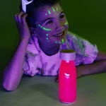 Butelka sensoryczna FLOAT NEON różowa / Petit Boum