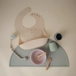 Miseczka sylikonowa z przyssawką - Soft Lilac / Mushie