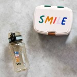 Zestaw na lunch: Lunchbox + Tritanowa butelka - bidon 460 ml Little Gang Smile - milky, ocean green / Lassig