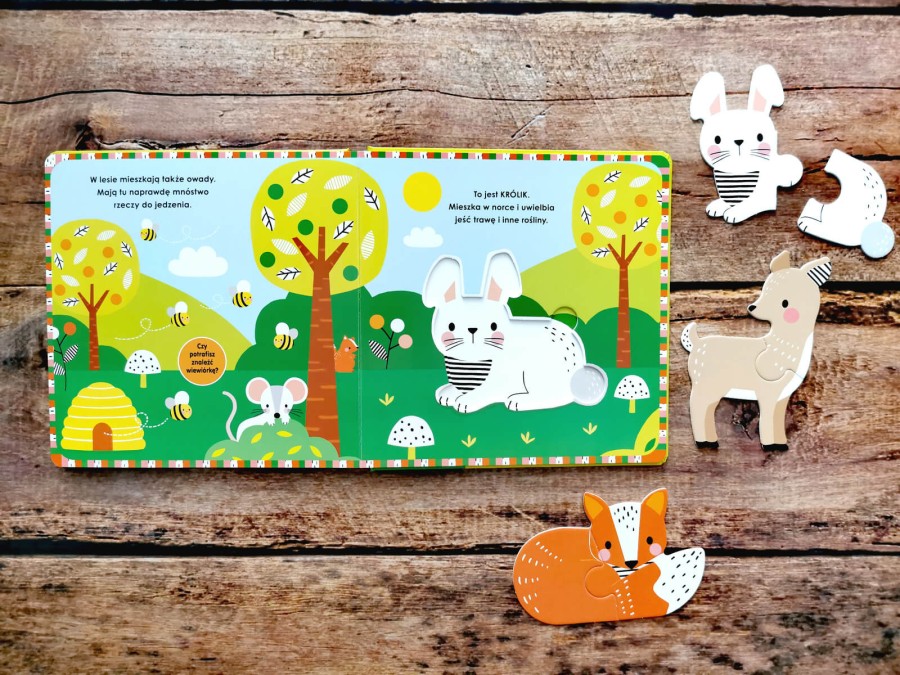 W lesie. Akademia Mądrego Dziecka. Układam puzzle / HarperCollins