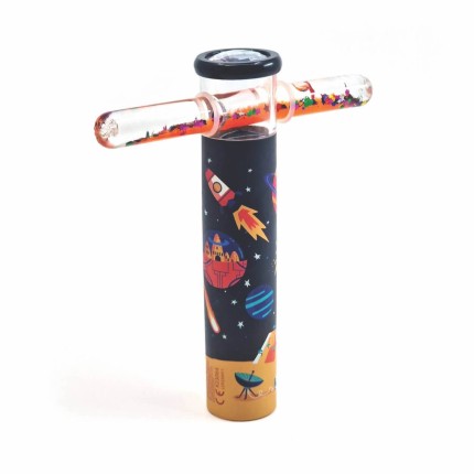 Kalejdoskop z ruchomymi elementami w płynie Cosmos / SVOORA