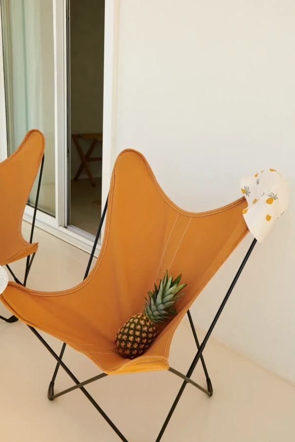 Letni kapelusz UV Josefine: Pineapples, Cloud cream / Liewood