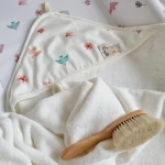 Ręcznik niemowlęcy SEA / Layette