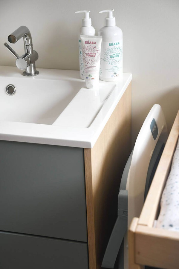 Składana wanienka Eazy Pop Camélé'O Bleu baltique / Beaba