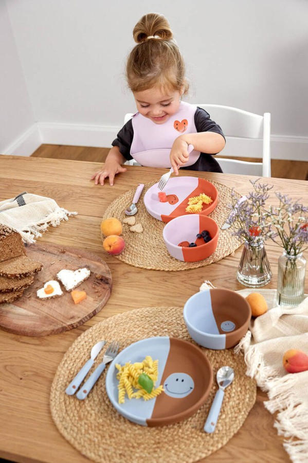 Talerzyk silikonowy dla dzieci Happy Rascals Smile sky blue / Lassig